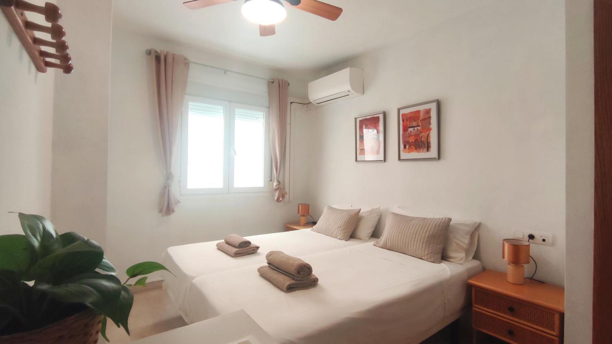 Apartamento Ventura - Cerca Del Centro De La Ciudad Malaga Bagian luar foto